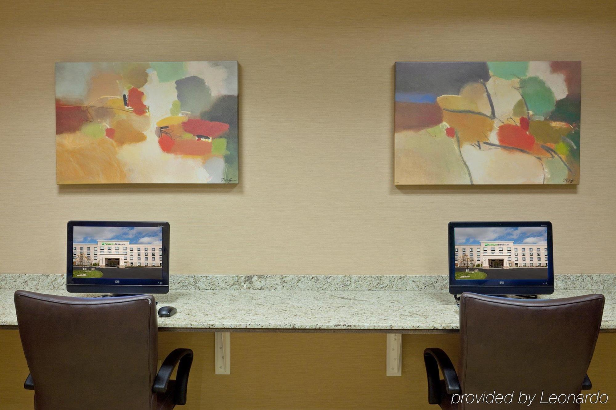 Holiday Inn Express & Suites Malone By Ihg Facilidades foto